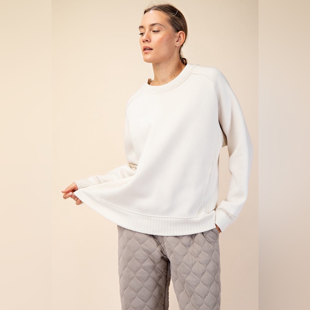 #471P. 🌵PLUS Fleece Crew Neck Sweatshirt - Bone